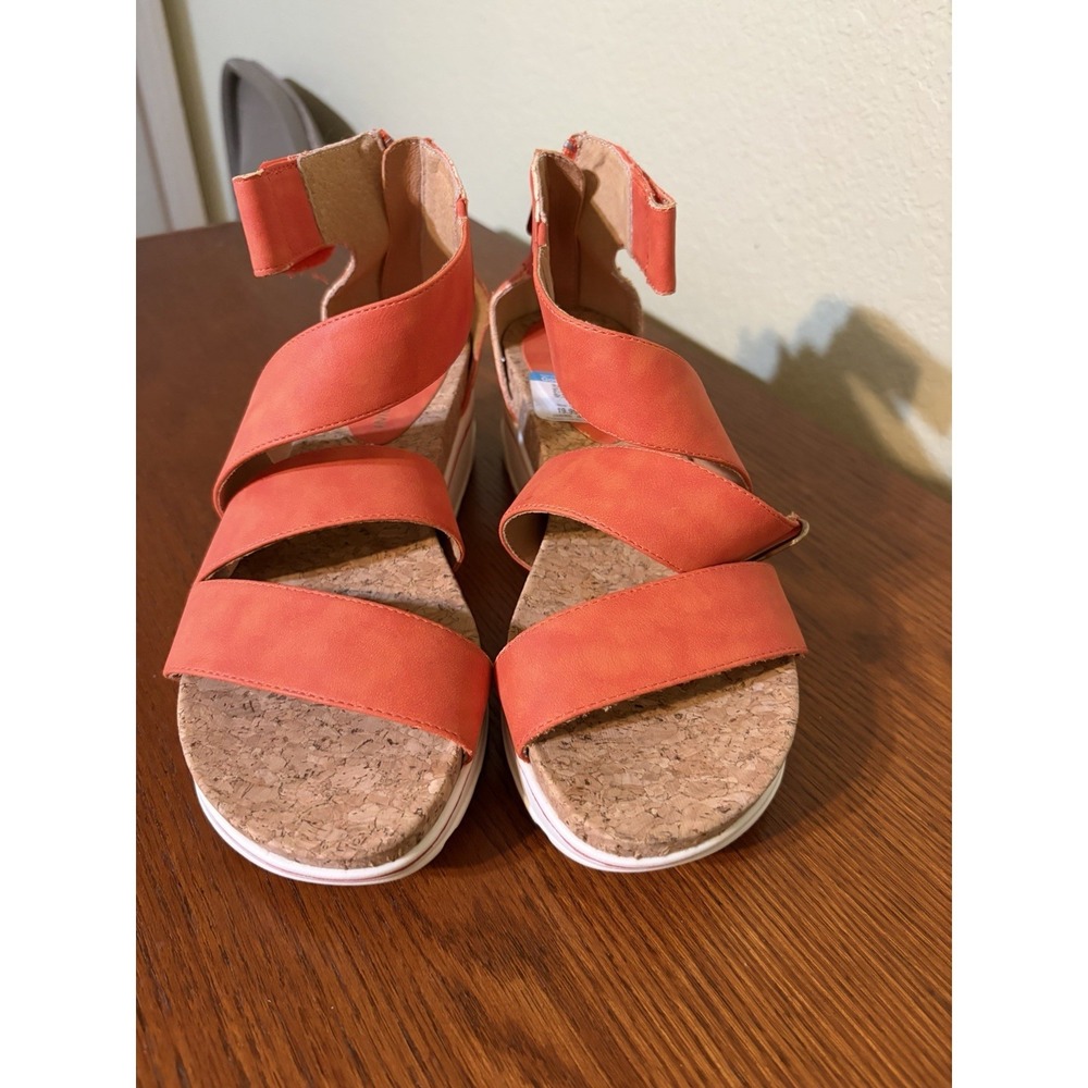 Adrienne Vittadi Strap Women's Sandals Size 9 Used